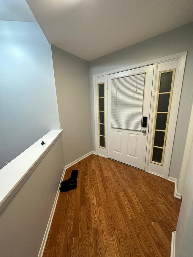 Foto del edificio - 1133 Cambria Ln N