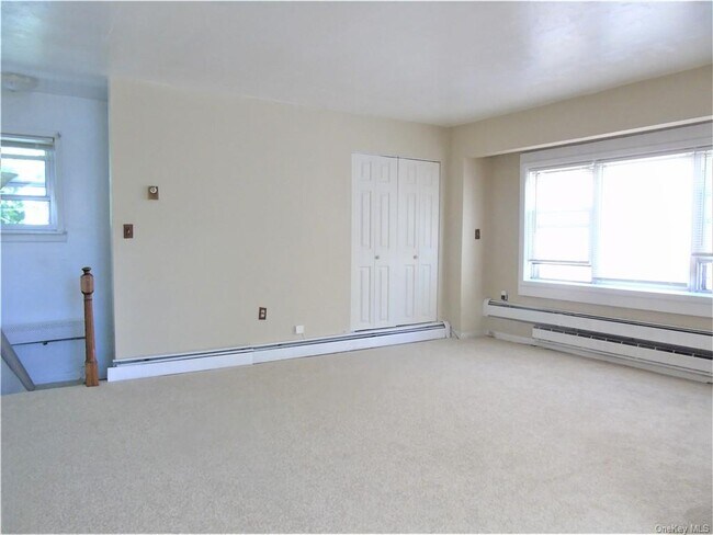 Building Photo - 606 Beach Ave