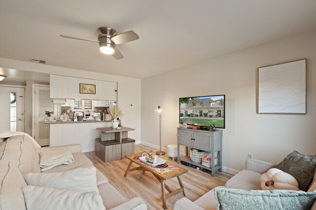 Foto del edificio - 924 Rutledge Dr