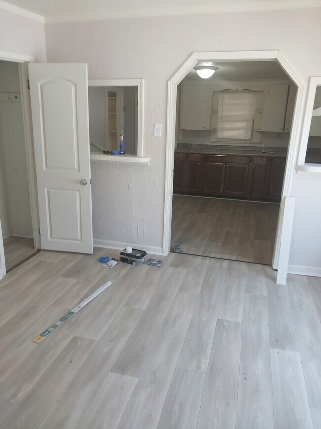 Foto del edificio - 310 E 13th St