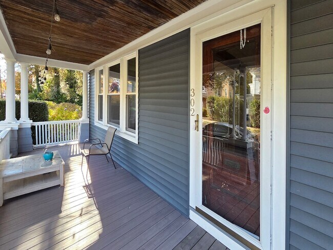 Foto del edificio - 302 Lexington Ave