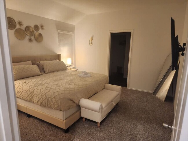 Foto del edificio - 6055 Diamond Vis Ct