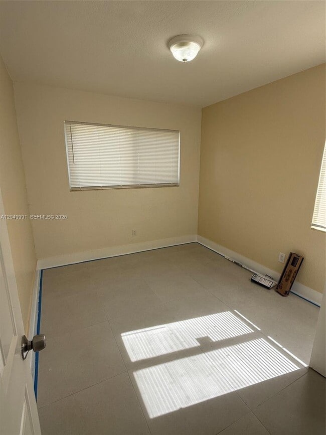 Foto del edificio - 757 NW 47th St