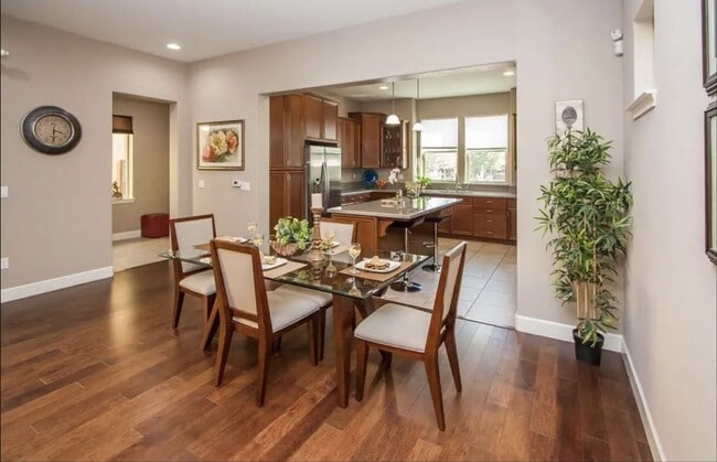 Building Photo - Cozy and Well Maintained Single-Family 4BD/3BA Home for Rent in Desirable Dublin!