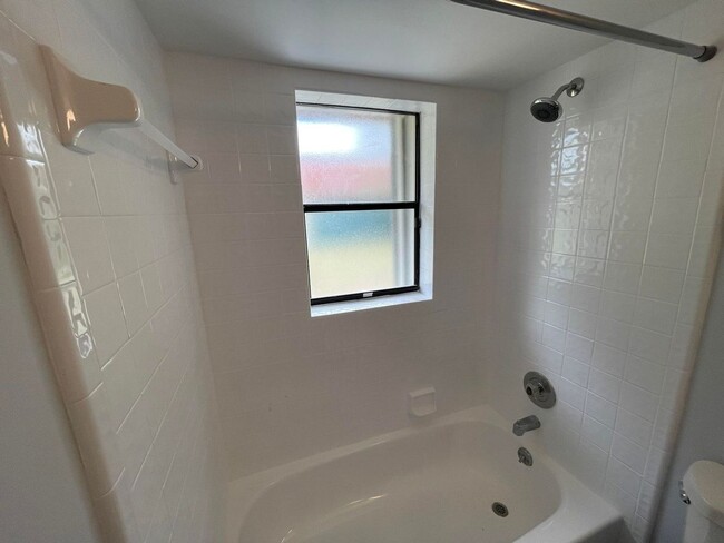 Foto del edificio - 4108 NW 1st St