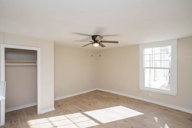 Foto del edificio - LOCATION! 1/1 Bed Bath Downtown!