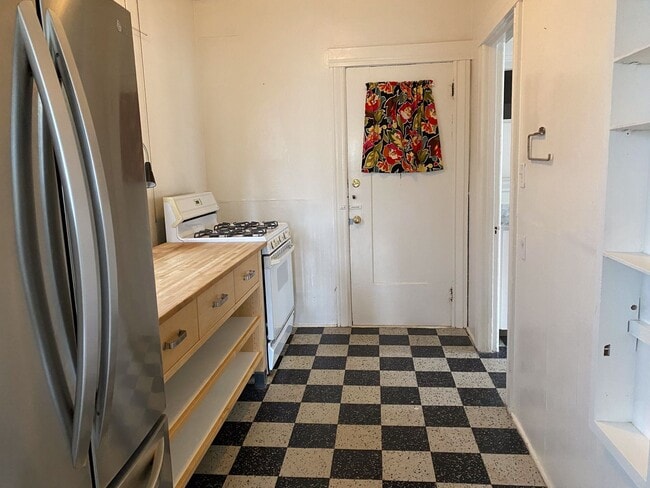 Photo - 63 Echo Ave House