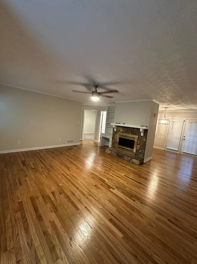 Building Photo - 50 Hardy Cir
