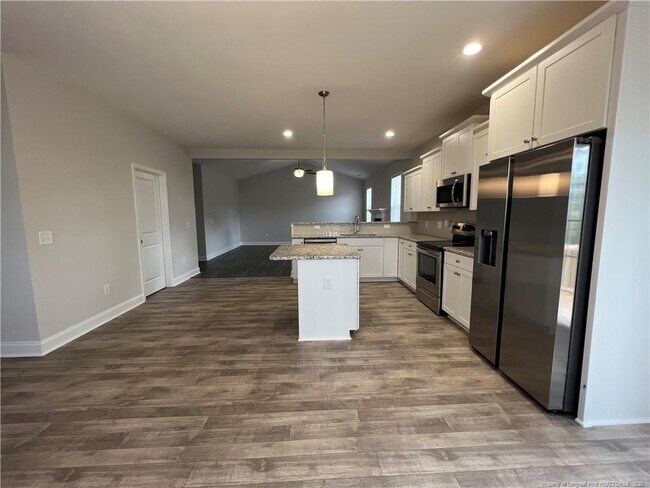 Building Photo - 82 Silk Oak Dr