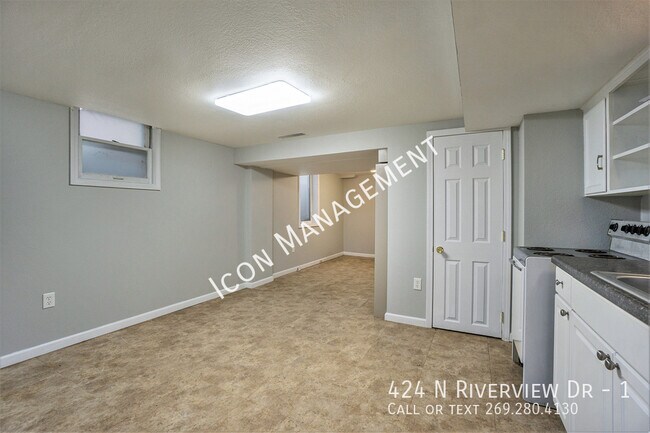 Foto del edificio - 424 N Riverview Dr