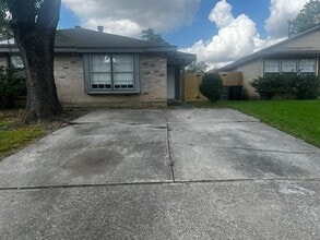 Building Photo - 22119 Moss Falls Ln