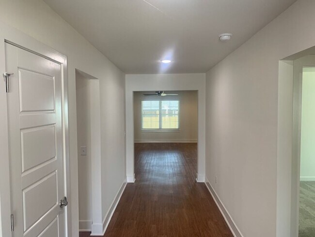 Foto del edificio - Spacious 4 Bedroom located in Springdale AR!