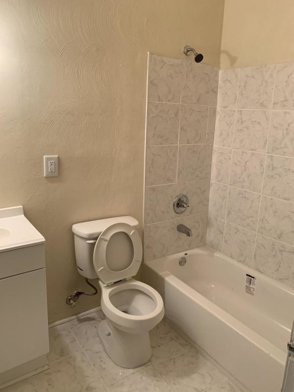 Foto del edificio - 2232 Elm Ave