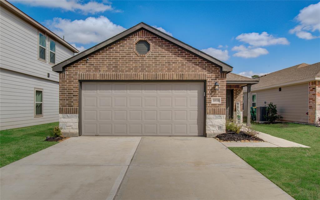 Primary Photo - 14810 Archer Ct