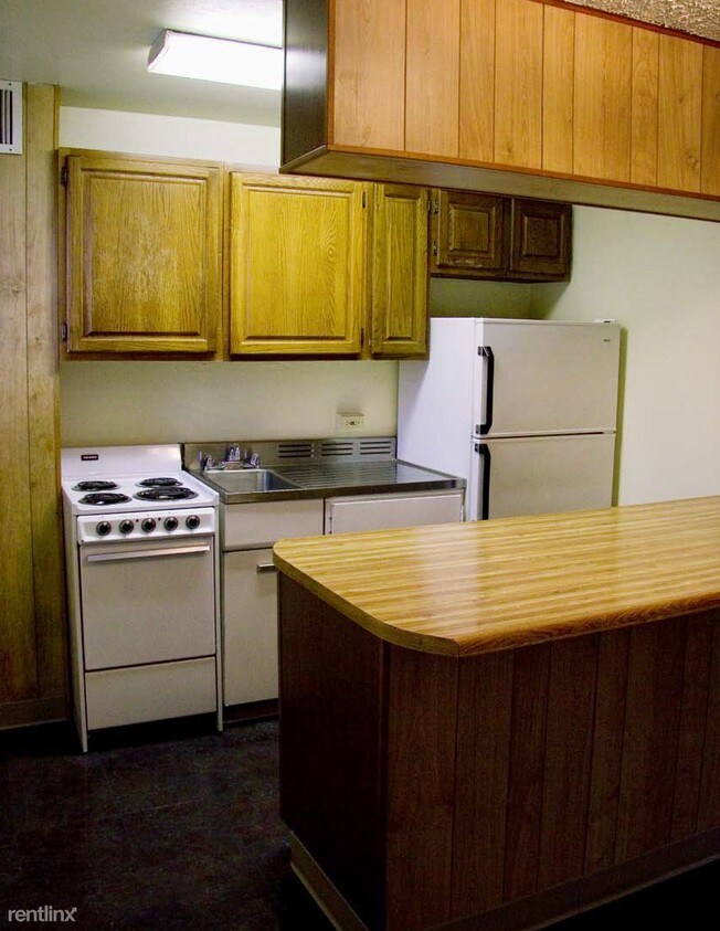 Primary Photo - 455 3rd Ave
