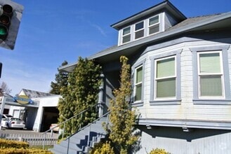 Building Photo - 701 Petaluma Blvd S
