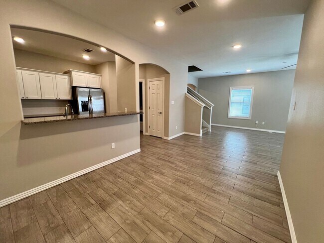 Foto del edificio - Beautiful 3B/2B Townhome in Chaffee Crossi...
