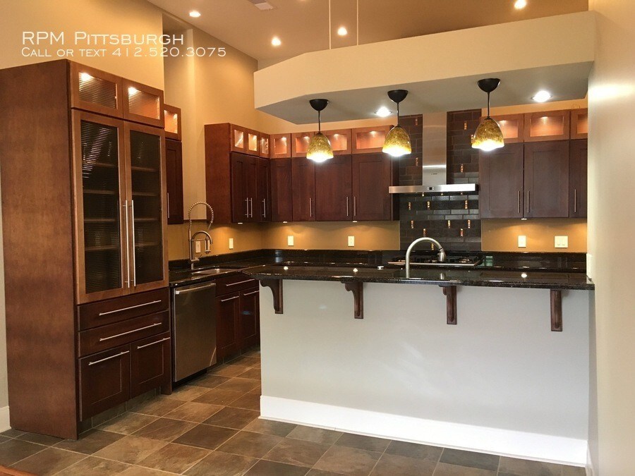 Foto principal - 1822 Harcum Way