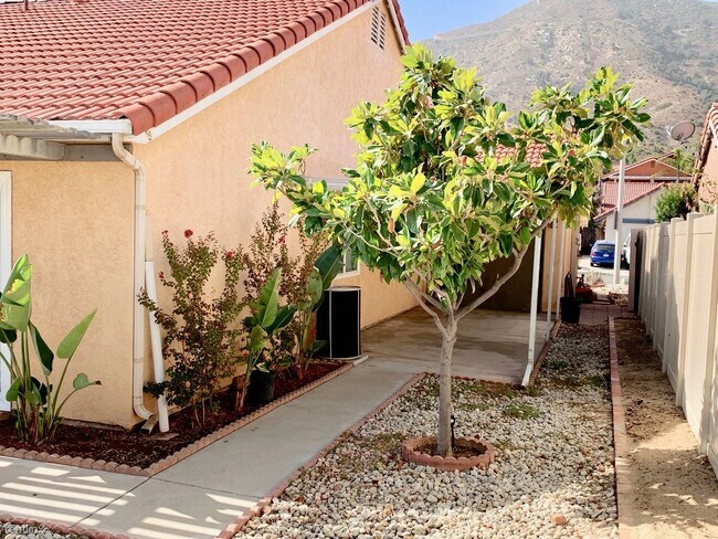 Building Photo - 3 br, 2 bath House - 15700 Laguna Ave