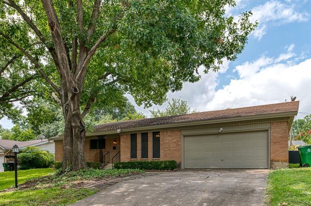 Building Photo - 4609 Biscayne Dr