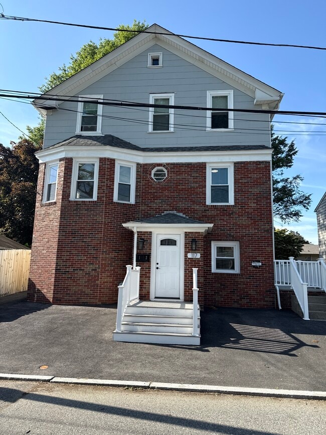 Building Photo - 117 Rome Ave