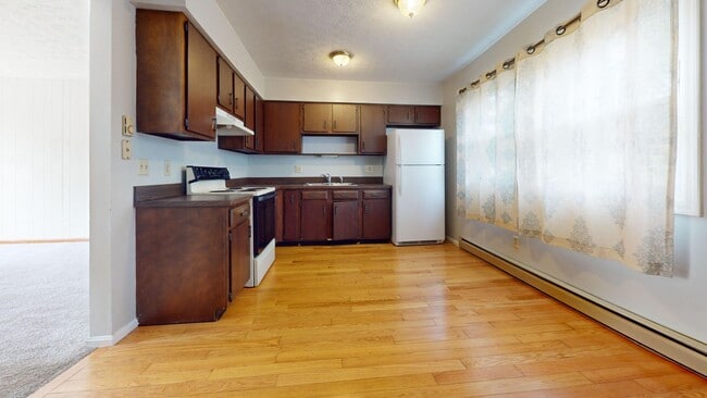 Foto del edificio - 644-646 Sequoia Lane