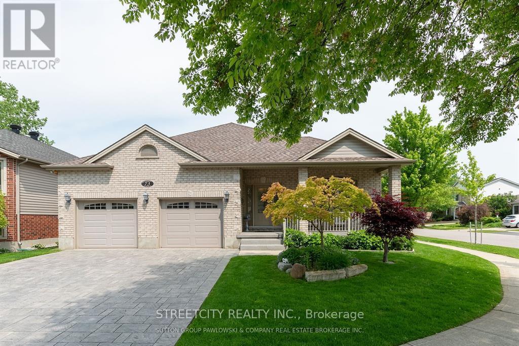 Primary Photo - 73 Tanoak Dr