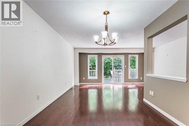 Building Photo - 110 Activa Ave