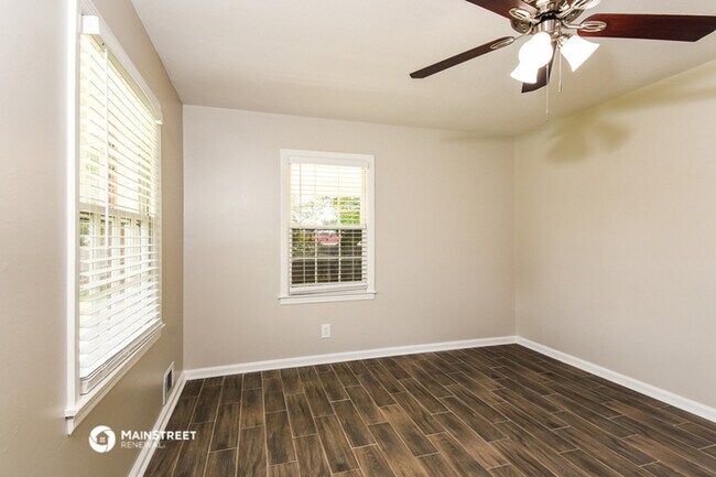 Foto del edificio - 1545 Blue Ridge Dr SW