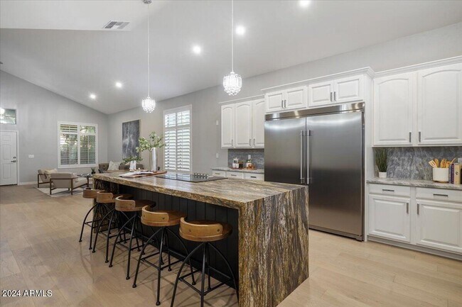Foto del edificio - 34229 N 43rd St