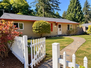 Building Photo - 16807 11th Ave NE