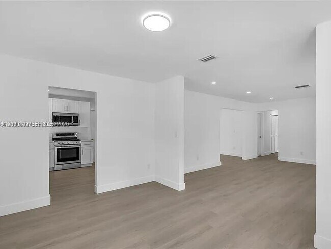 Foto del edificio - 21241 NE 2nd Ave