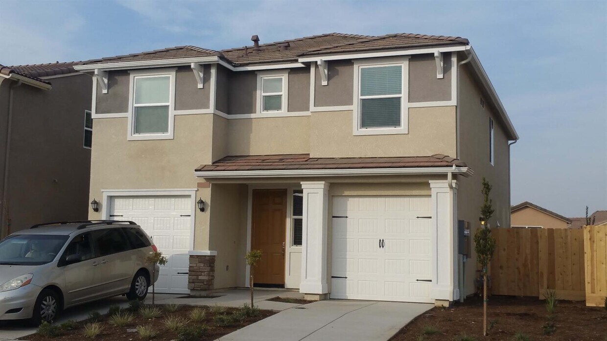 Foto principal - 3949 Dearborn Ave