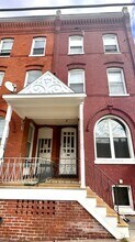 Building Photo - 11 N Ann St