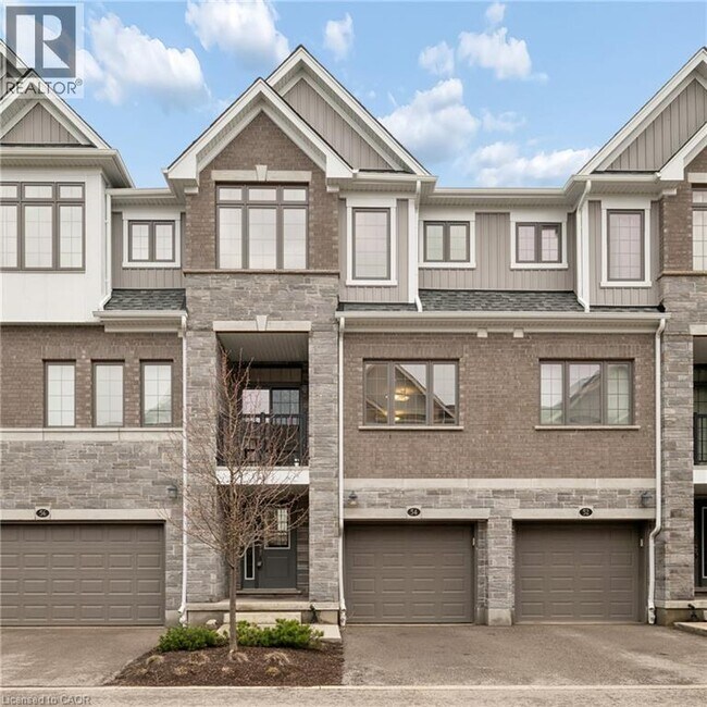 Photo du bâtiment - 54 Bank Swallow Cres