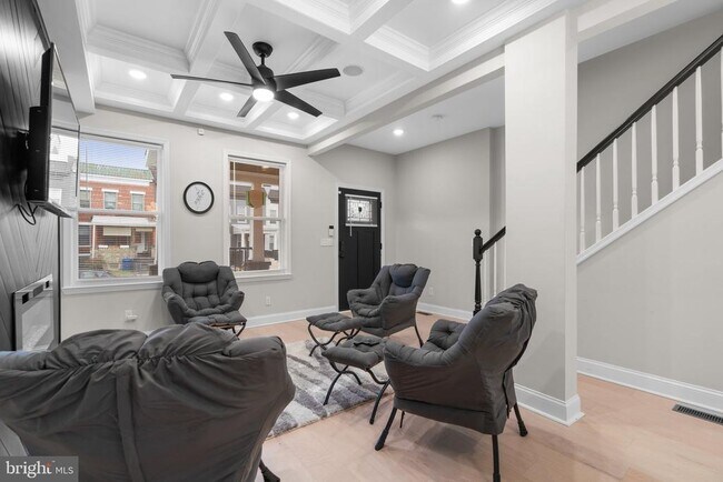 Building Photo - 2621 Loyola Northway