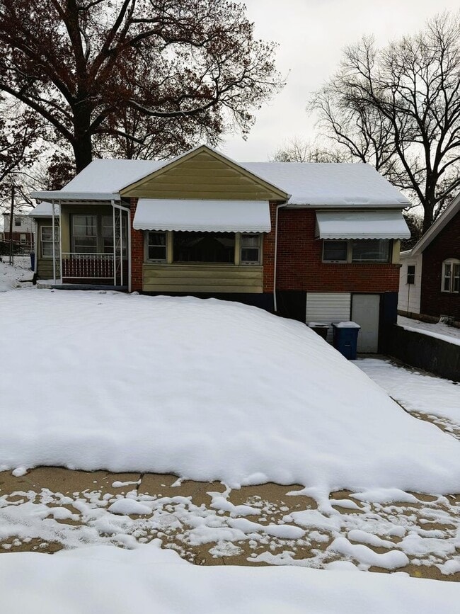 Building Photo - 3826 Melba Pl