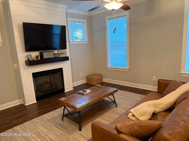 Foto del edificio - 253 Legacy Lakes Way