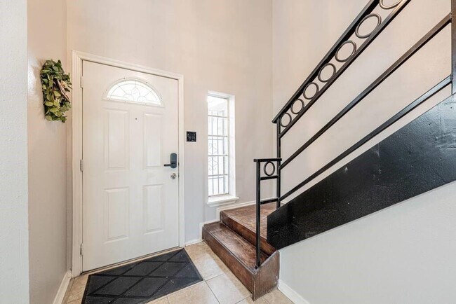 Foto del edificio - 5026 Brooklawn Dr