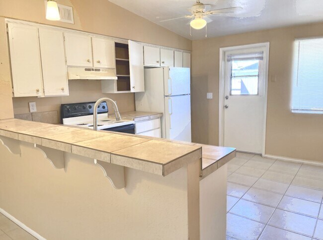 Foto del edificio - 509 N Williams