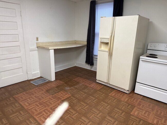 Foto del edificio - 404 W Washington St