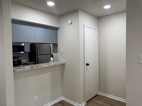 Building Photo - 2120 El Paseo St