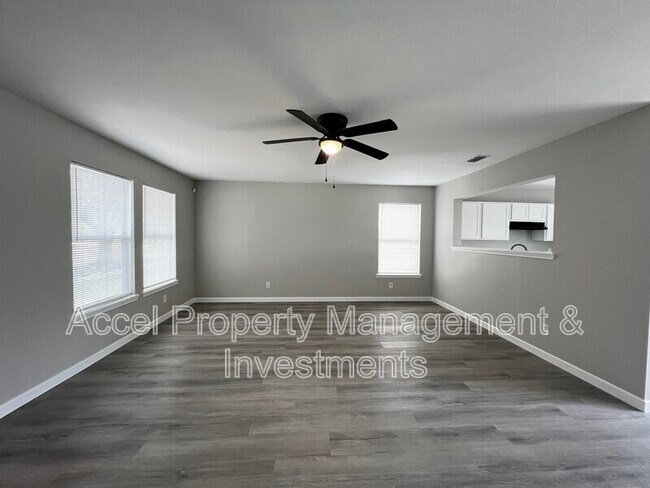 Foto del edificio - 2912 Ozark Ave