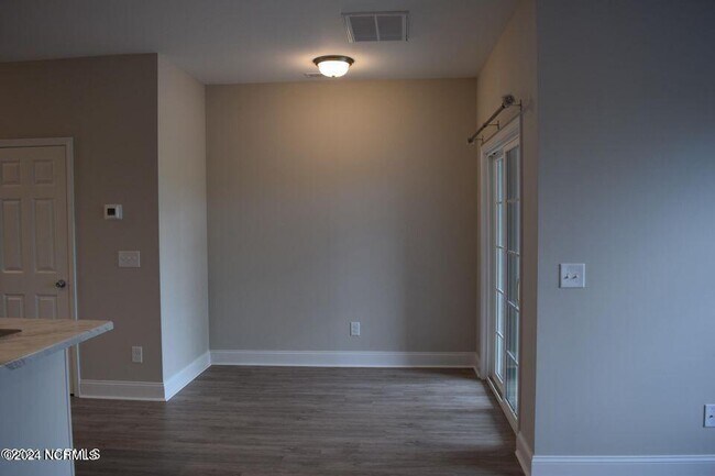 Building Photo - 311 S Stingray Ln