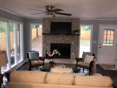 Building Photo - 1525 Venetian Dr SW