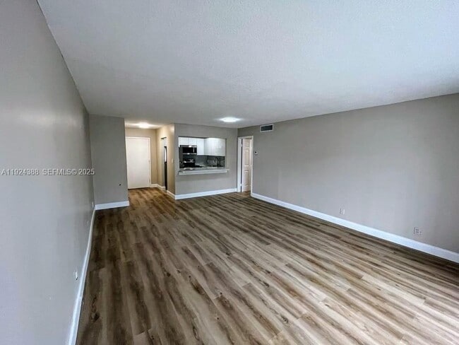 Building Photo - 4848 NW 24th Ct