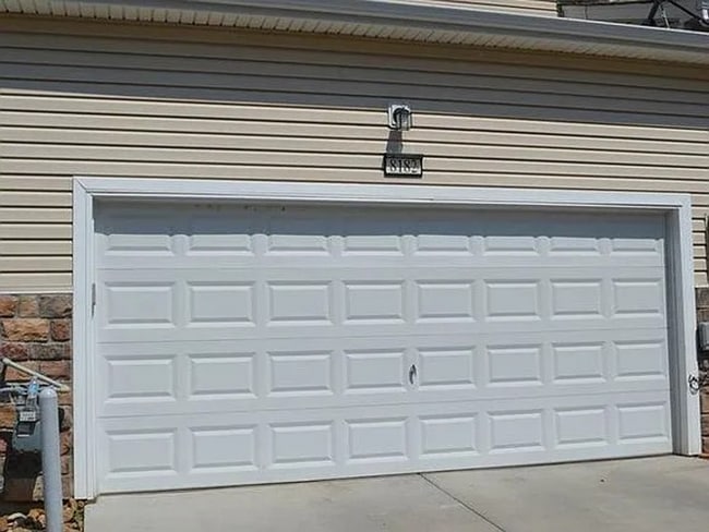 Building Photo - 2 bedroom townhome nestled in the heart of Fountain.