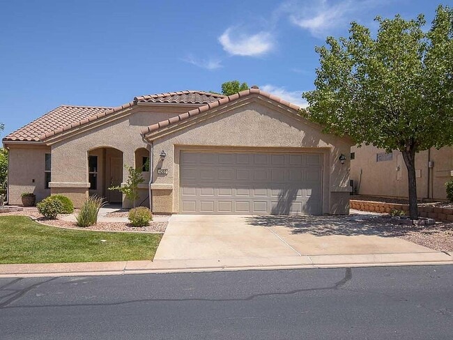 Building Photo - 4207 S Kiva Hill Dr