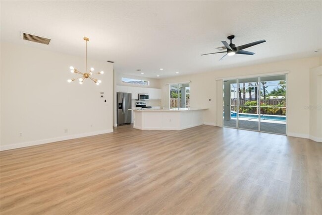 Foto del edificio - 5370 Matthew Ct