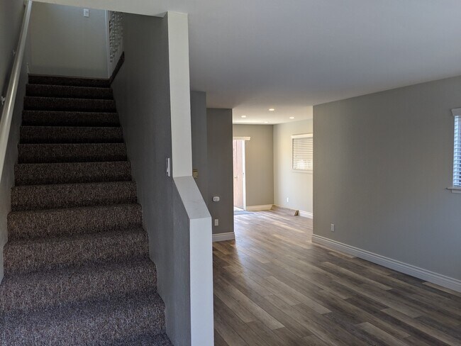 Building Photo - 2116 Fairchild Way